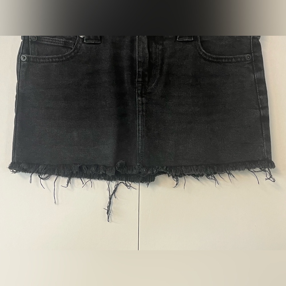 American Eagle black factory distressed jean skirt. Size 00 - Picture 3 of 10